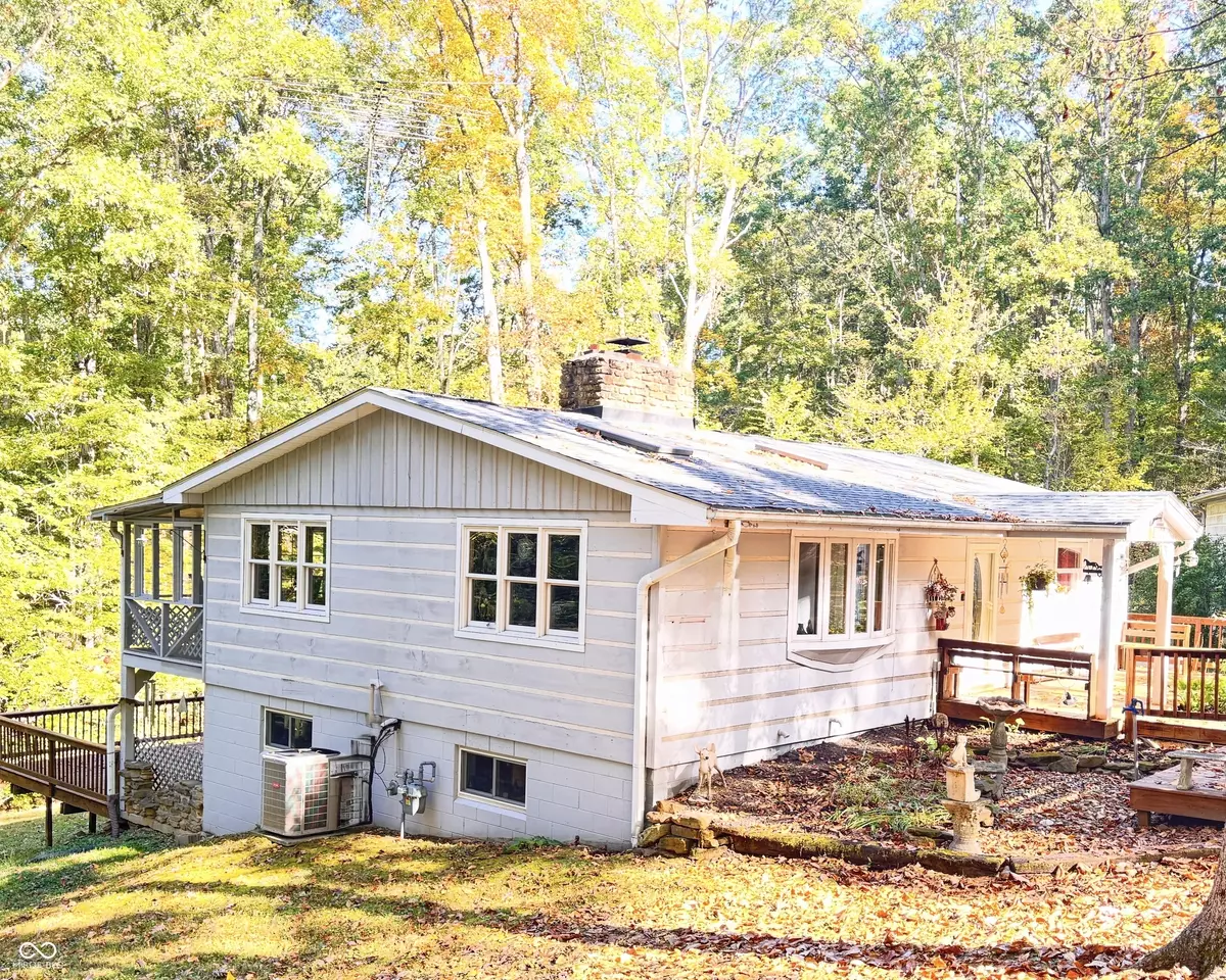 Nashville, IN 47448,2124 Fair Oaks TRL