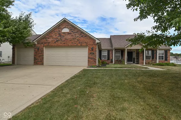 1829 Wynnewood LN, Avon, IN 46123