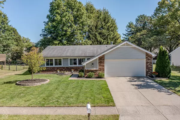 11408 Hartford LN, Fishers, IN 46038