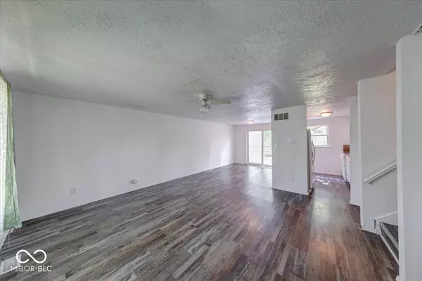 Indianapolis, IN 46229,10327 Starview DR