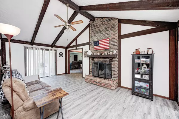 Greenfield, IN 46140,1325 Sherwood DR