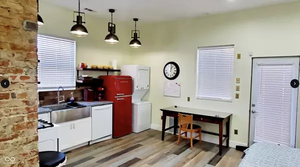 Indianapolis, IN 46225,342 Orange ST