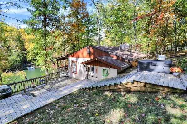 IN 46164,8421 S Kinman DR