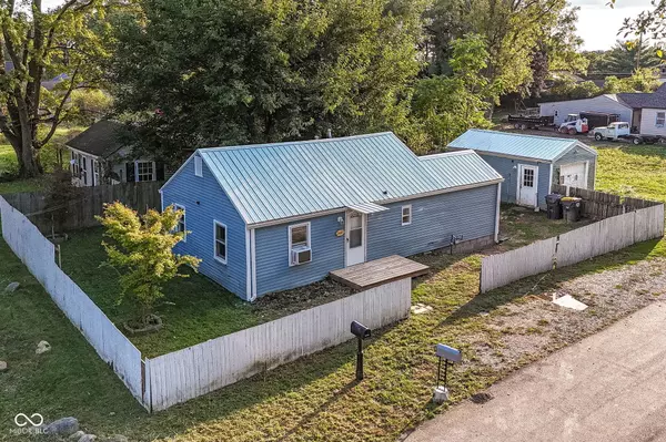 2401 W 27th ST, Anderson, IN 46016