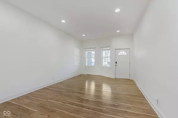 Indianapolis, IN 46201,206 N Randolph ST