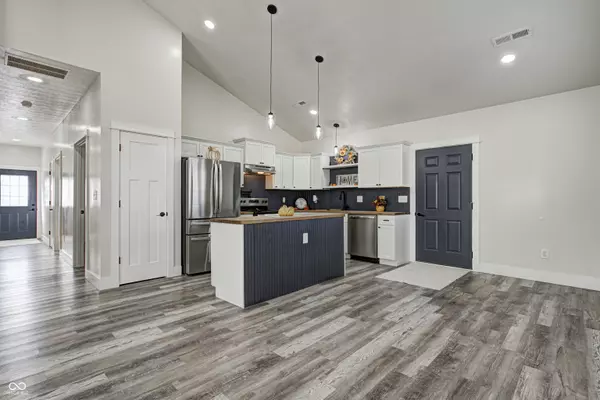 Alexandria, IN 46001,105 Sunburst CIR