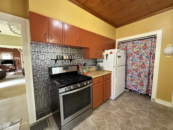 Indianapolis, IN 46201,117 S Gladstone AVE