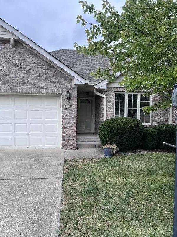 Indianapolis, IN 46217,528 Silver Fox CT