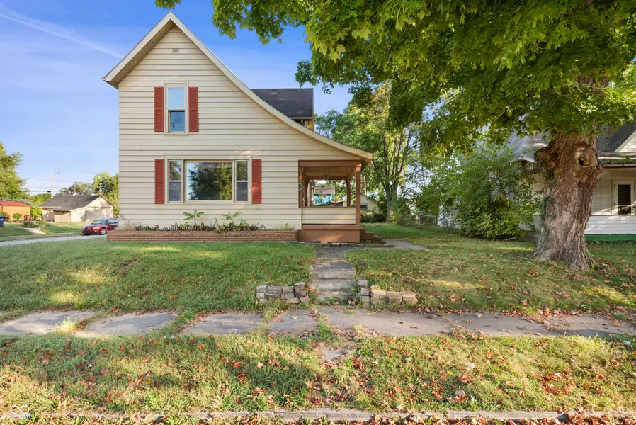 832 W 4th ST, Anderson, IN 46016