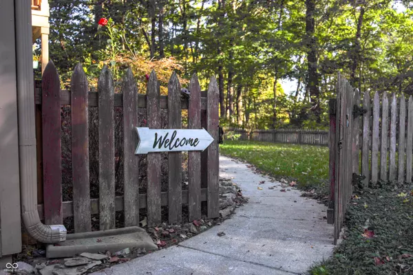 Avon, IN 46123,5681 Springhollow CT