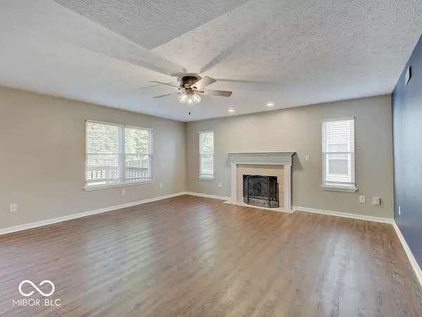 Greenwood, IN 46143,1379 Sanner DR