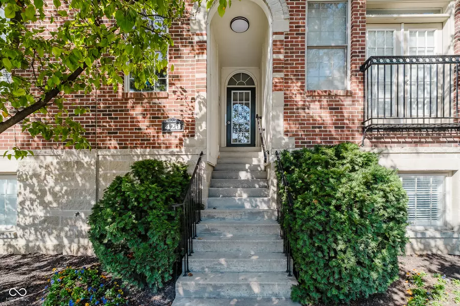 420 E Ohio ST #A, Indianapolis, IN 46204