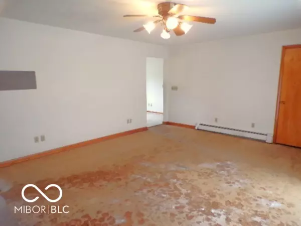 Brownstown, IN 47220,201 S Water ST