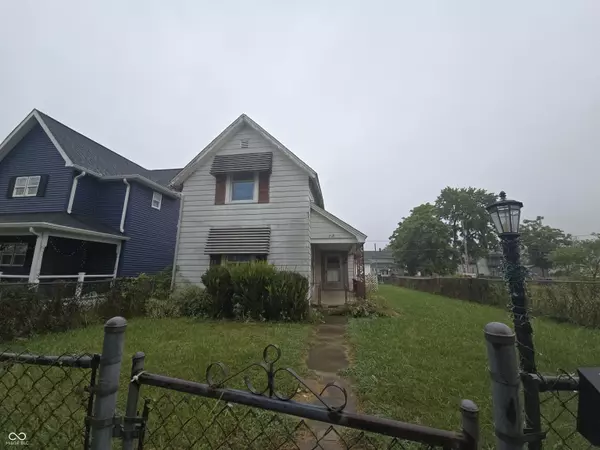 208 E 8th ST, Muncie, IN 47302
