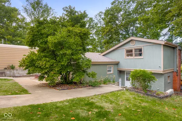 202 W Lakeview DR, Nineveh, IN 46164