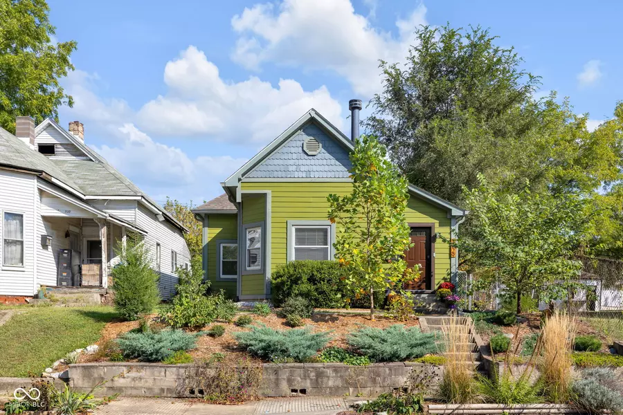 1129 Larch ST, Indianapolis, IN 46201