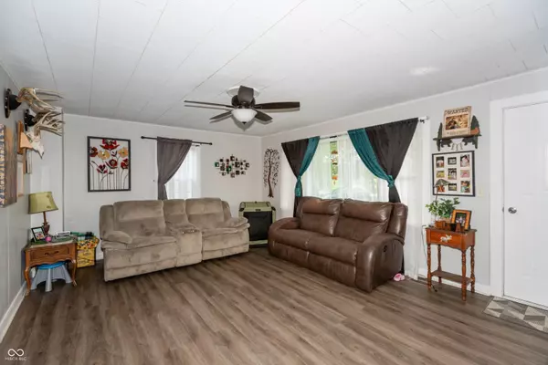 Columbus, IN 47201,941 N 500 W