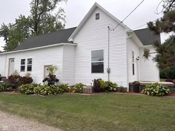 Cayuga, IN 47928,207 W Maple ST