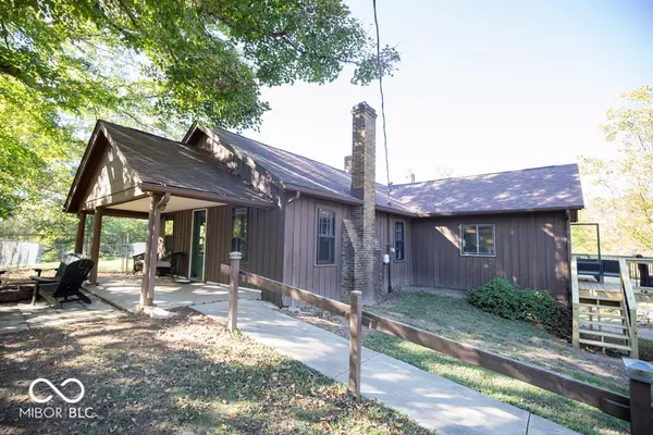 Columbus, IN 47201,9760 W Old Nashville RD