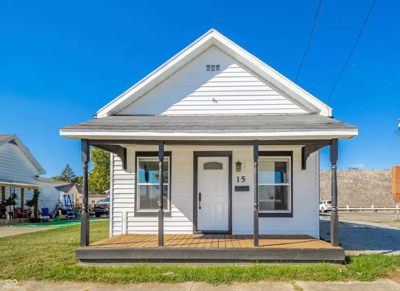 15 S Washington ST, Chesterfield, IN 46017