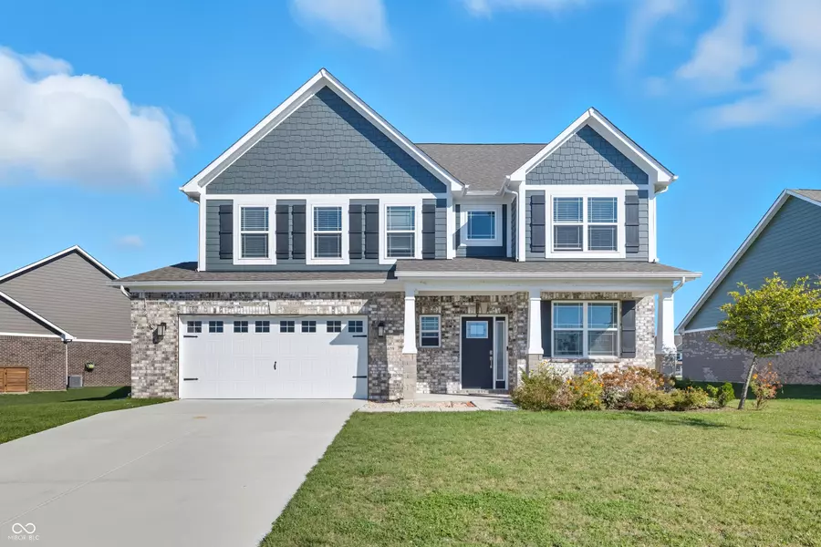 1659 Beach ST, Greenwood, IN 46143
