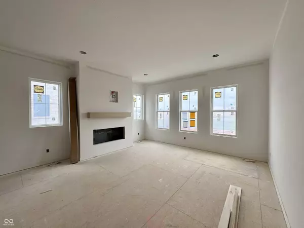 Westfield, IN 46074,17342 Ditch RD