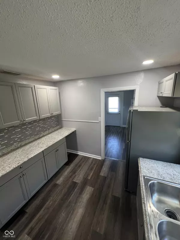 Muncie, IN 47302,1402 E Willard ST