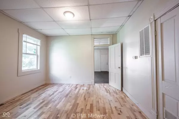 Greenfield, IN 46140,632 S State ST