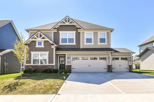 7369 Fallsworth DR, Avon, IN 46123