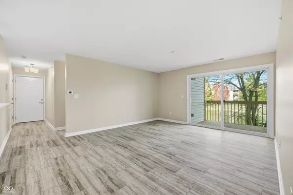 Carmel, IN 46032,12515 Timber Creek DR #8
