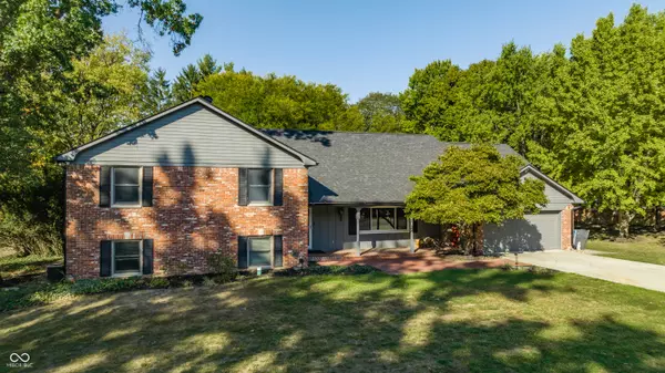 Carmel, IN 46033,10726 Lakeview DR