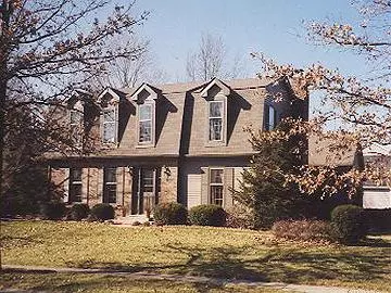 Indianapolis, IN 46260,1937 PIN OAK CT