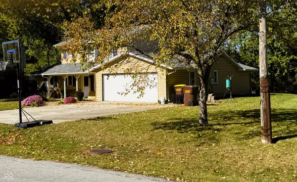 Fort Wayne, IN 46845,1502 Fairway CT