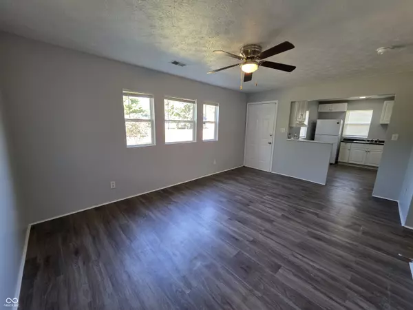 Indianapolis, IN 46219,2212 Norden CT