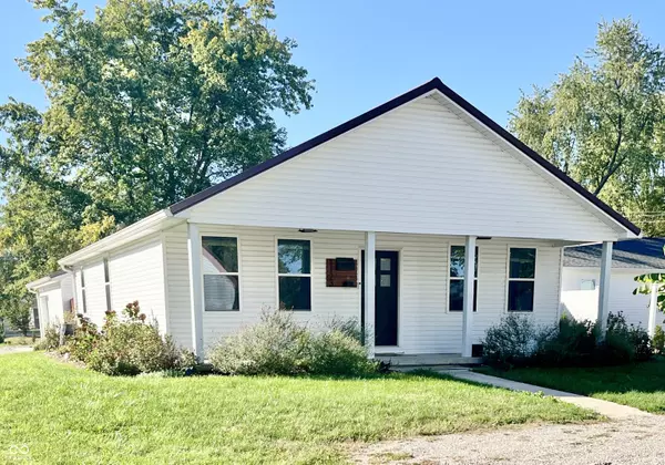 1123 Washington ST, Hope, IN 47246