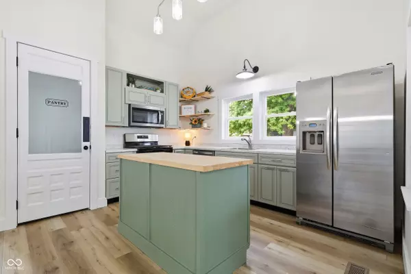 Elwood, IN 46036,1901 S F ST