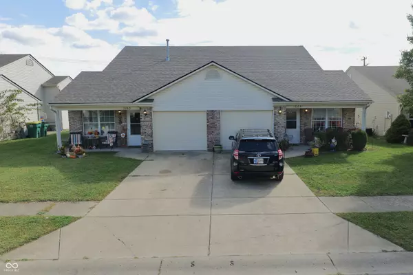 1063 Wild Ivy TRL, Franklin, IN 46131