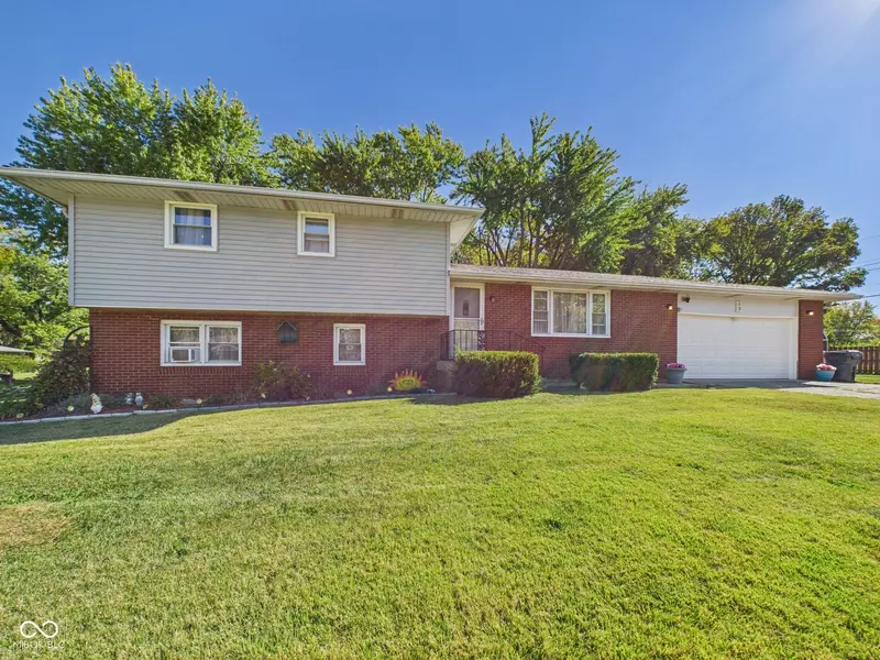 6180 N Akron DR, Alexandria, IN 46001
