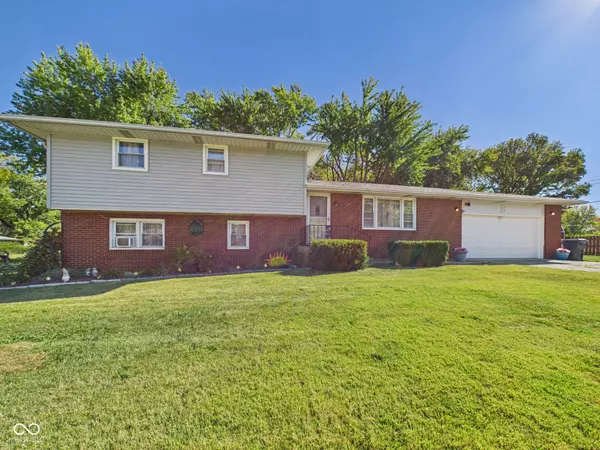 6180 N Akron DR, Alexandria, IN 46001