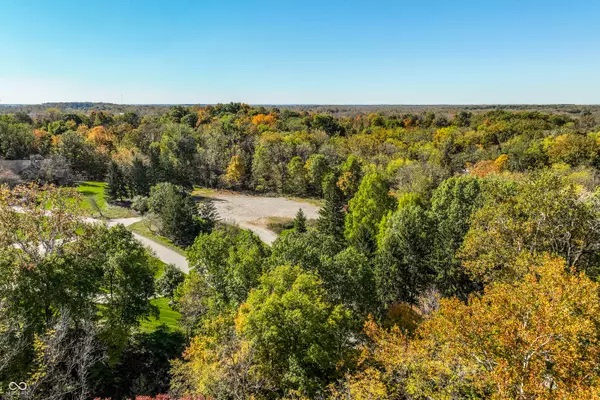 Zionsville, IN 46077,6330 Mayfield LN