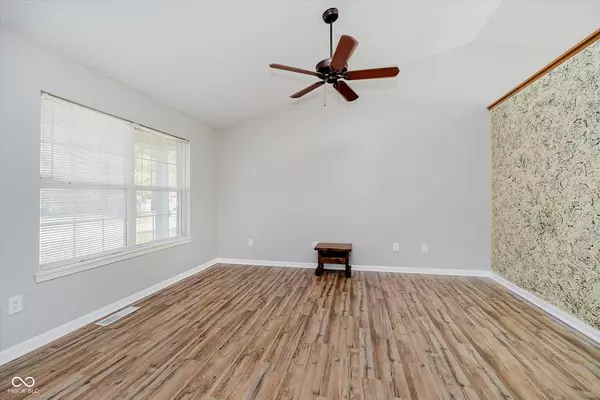 Indianapolis, IN 46234,1357 Country Ridge LN