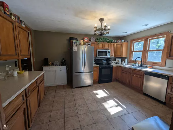 Shelbyville, IN 46176,181 E 350 N