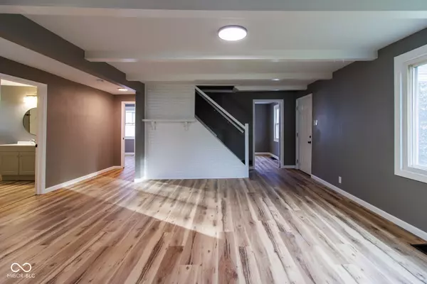 Anderson, IN 46012,609 Coventry DR