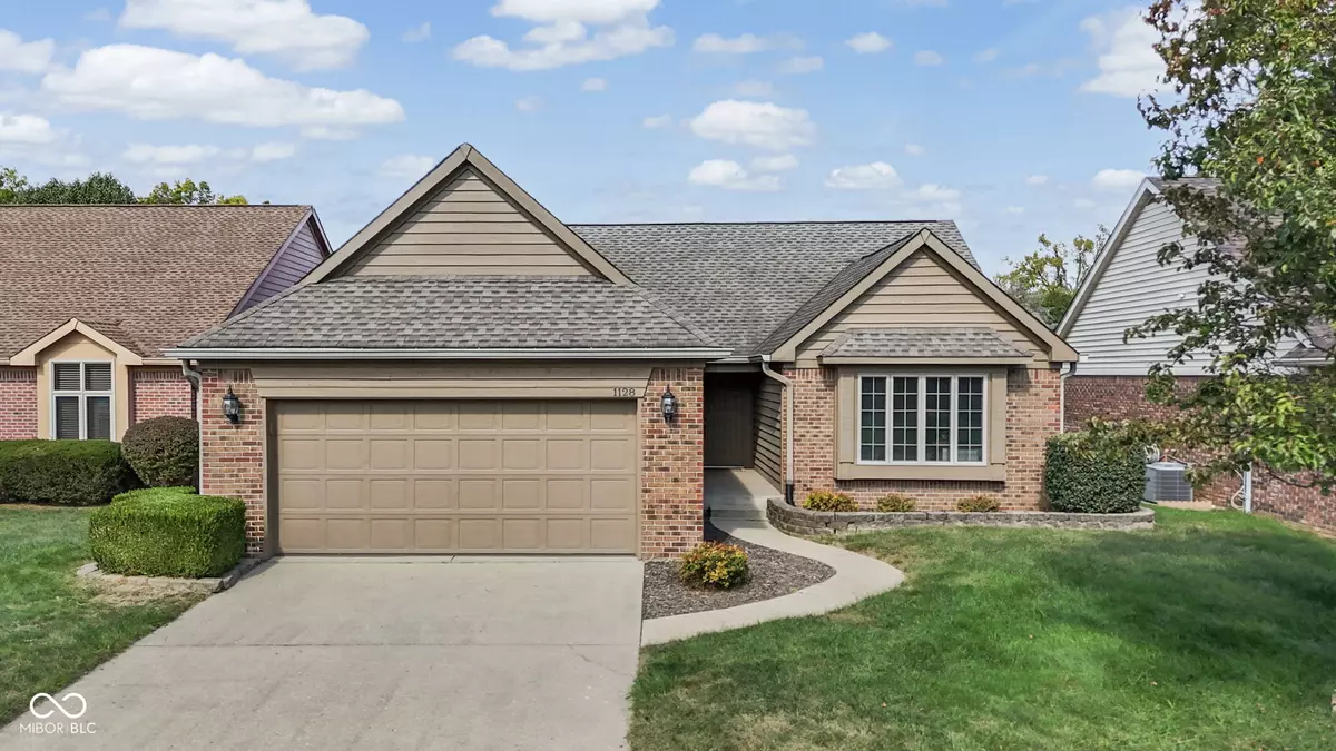 Indianapolis, IN 46217,1128 Acadia CT