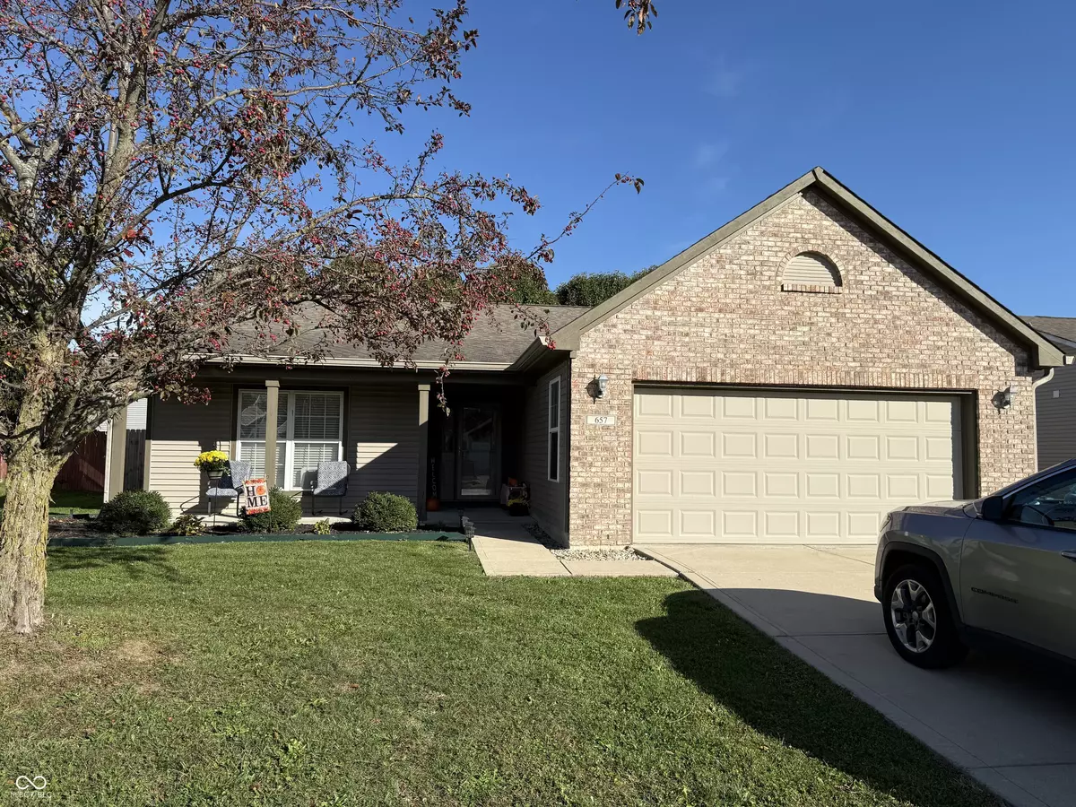 Greenfield, IN 46140,657 Gondola RUN