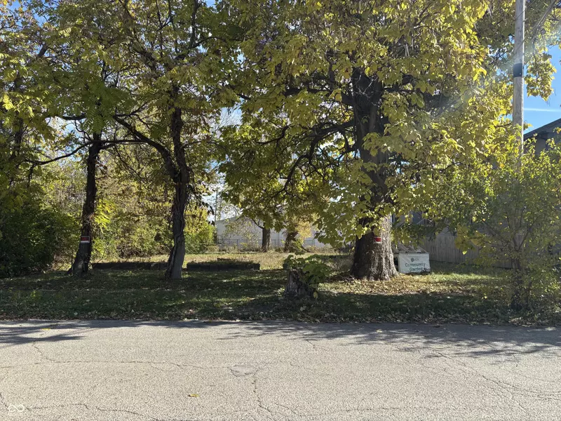 2063 Yandes ST, Indianapolis, IN 46202