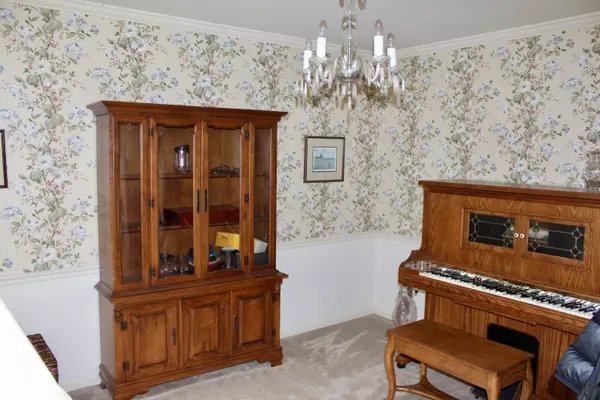 Anderson, IN 46011,3638 Woodglen WAY