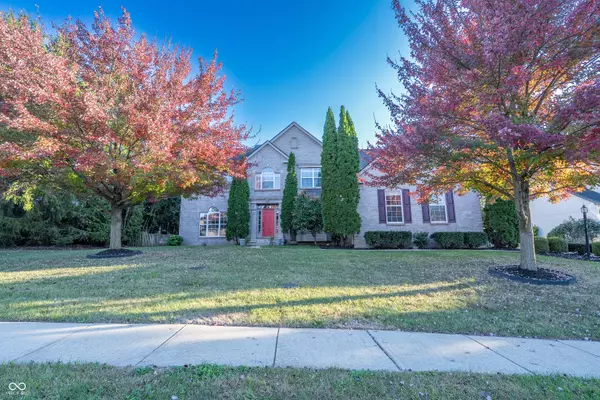 13913 Hawkstone DR, Fortville, IN 46040