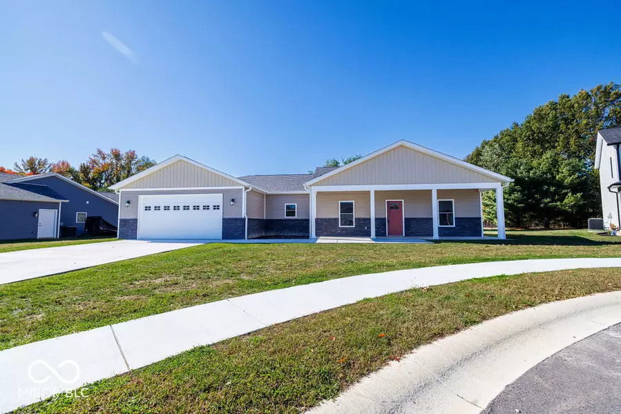 534 E Dogwood CT, Spencer, IN 47460