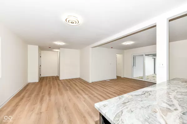 Coatesville, IN 46121,6015 S State Road 75